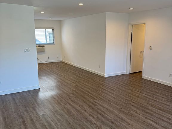 5th image of 11670 Chenault St #5-D