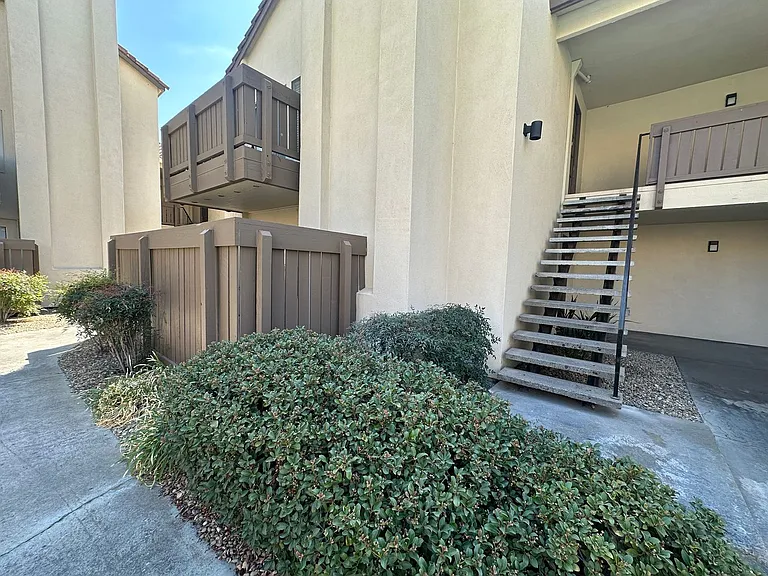 3701 Colonial Dr #217 — Photo 11