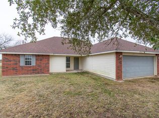 144 County Road 121, Alice, TX 78332