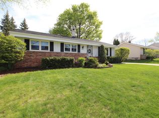 11005 W Kaul Ave, Milwaukee, WI 53225