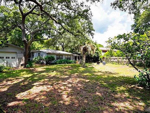 3rd image of 3052 Safronia Shores Rd