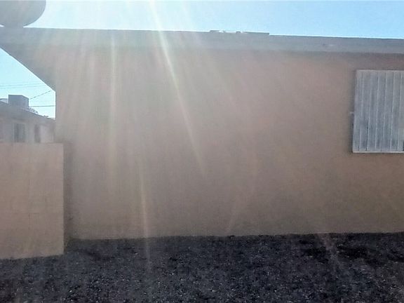 2nd image of 2608 E Mesquite Ave