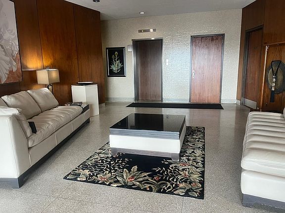 5th image of 1802 Birchwood Ln APT 23
