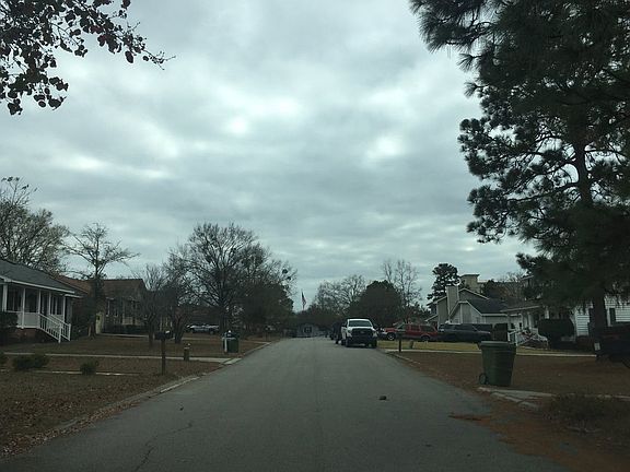 4th image of 109 London Gray Dr