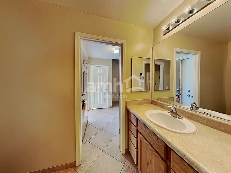 765 W Flaming Arrow Dr — Photo 12
