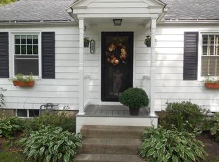 209 Tiffany St, Springfield, MA 01108