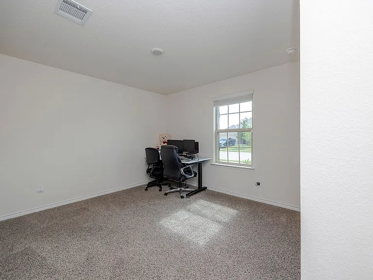 1205 Colonial Bluff Ln — Photo 22