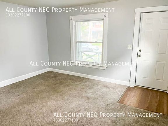 3rd image of 2202 W 98th St Unit 2