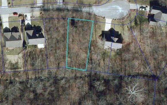 1st image of Eagleview Dr