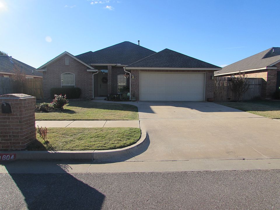 1st image of 604 SW 161st St