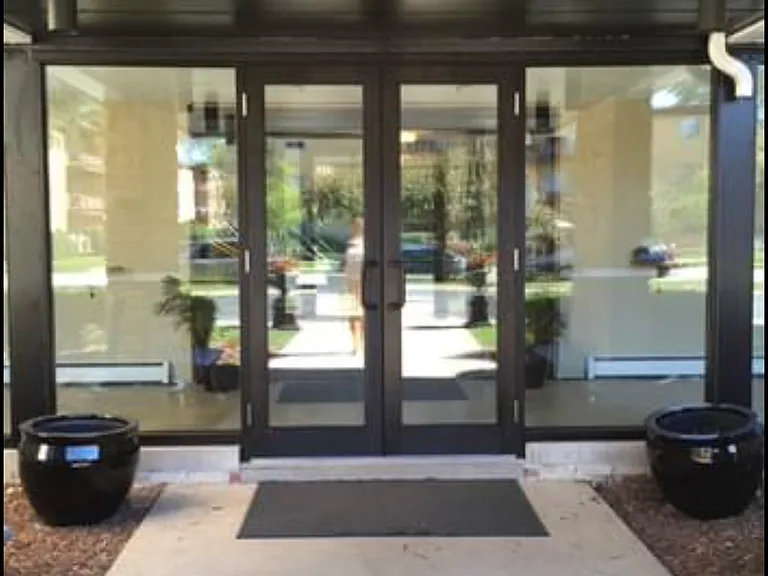 318 N Salem Ave #1 — Photo 15