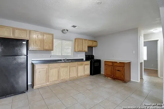 2619 Sleepy Glade St — Photo 6