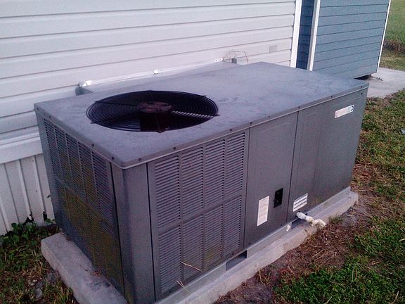 4th image of 1000 Wabash Ct