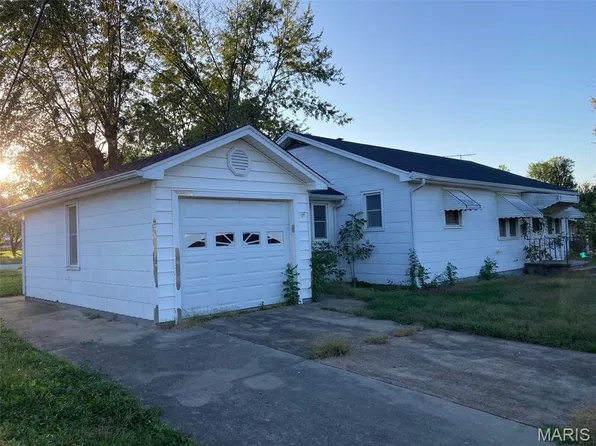 322 S Gravois Ave, Tipton, MO 65081