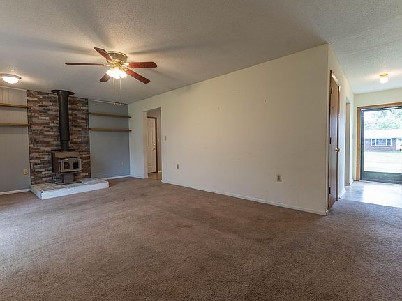 4th image of 7681 E Parklane Dr