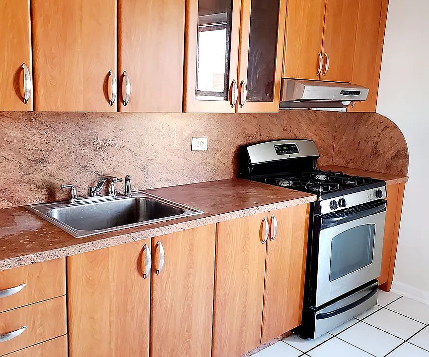 1st image of 388 Avenue S