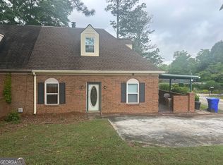 892 Little Bear Cv NE, Conyers, GA 30012