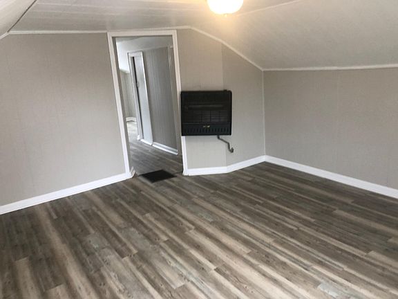 5th image of 111 E Hendricks St APT 2
