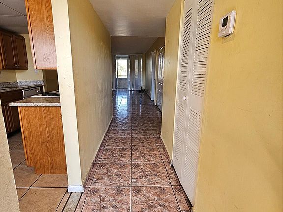 5th image of 3121 NW 47th Terrace #404