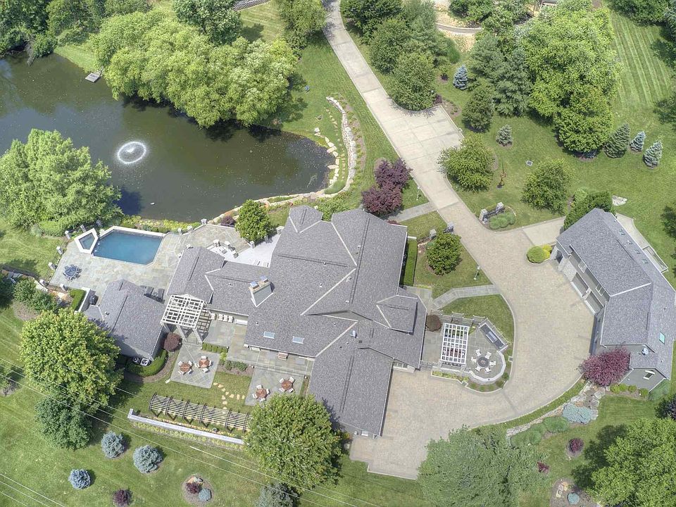 875 Squire Oaks Dr, Villa Hills, KY 41017 Zillow