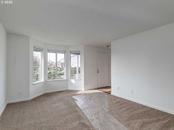 2nd image of 8013 NE 136th Ave