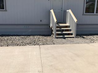 900 N Grape Dr, Warden, WA 98837