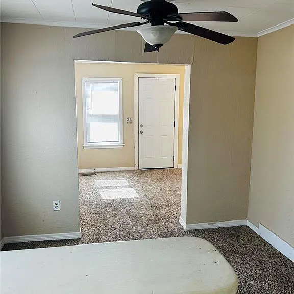715 W Huber Ave — Photo 9