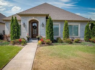 15 Crosswood Ct, Little Rock, AR 72223