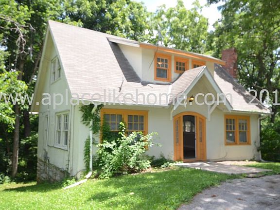 2nd image of 7555 Brooklyn Ave