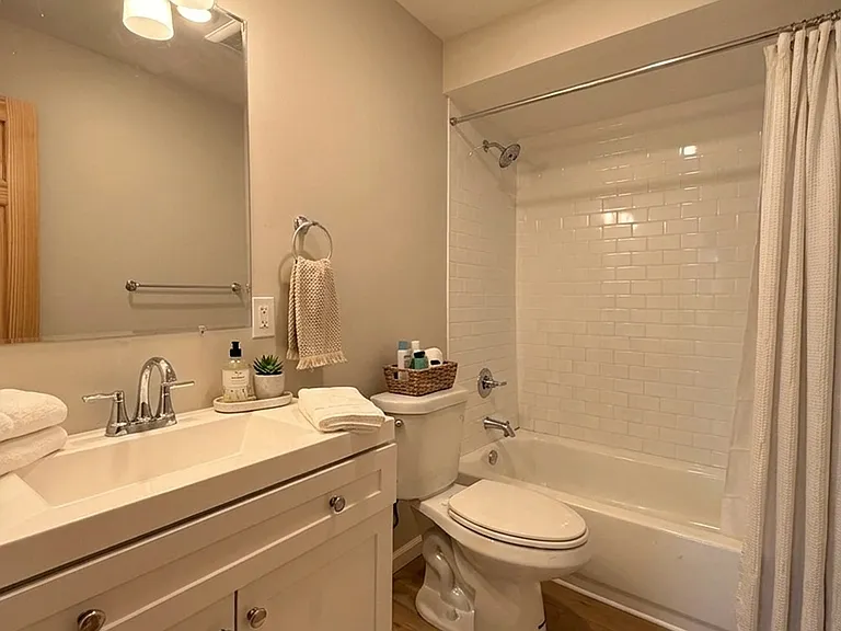 2980 Sevier Ave #E6 — Photo 9