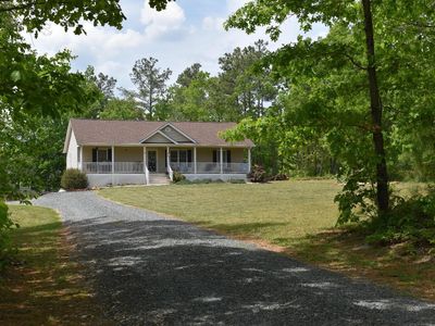 1389 Hummingbird Ln, Spout Spring, VA, 24593