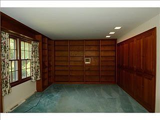 4th image of 226 Williams Dr
