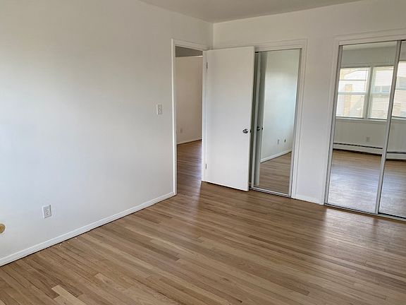 5th image of 96-98 W Sylvania Ave #6