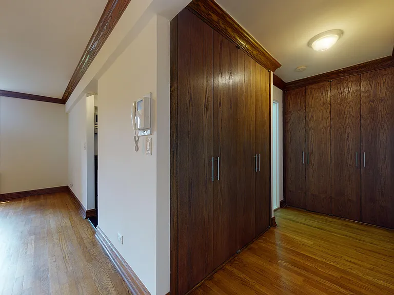 305 W 13th St #4G — Photo 6