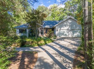 312 E Dogwood Dr, Franklin, NC 28734