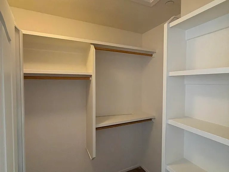 3090 S Ragen Dr — Photo 10
