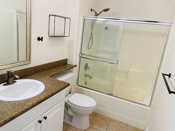 5th image of 4225 Executive Dr #401