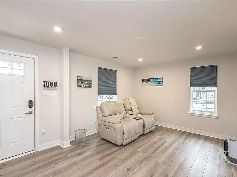 10268 Willmark Way — Photo 4