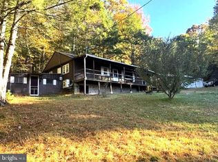 40 Forest Hill Rd, Milroy, PA 17063
