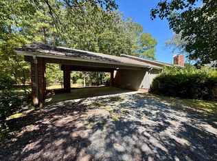 679 Rosebud Ct, Vass, NC 28394