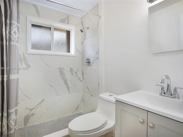 1522 SW 30th St #1 — Photo 14