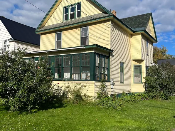 919 John St, Sault Sainte Marie, MI 49783