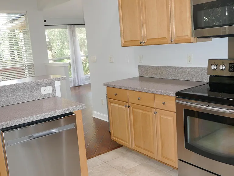 2359 Huckins Ct — Photo 32
