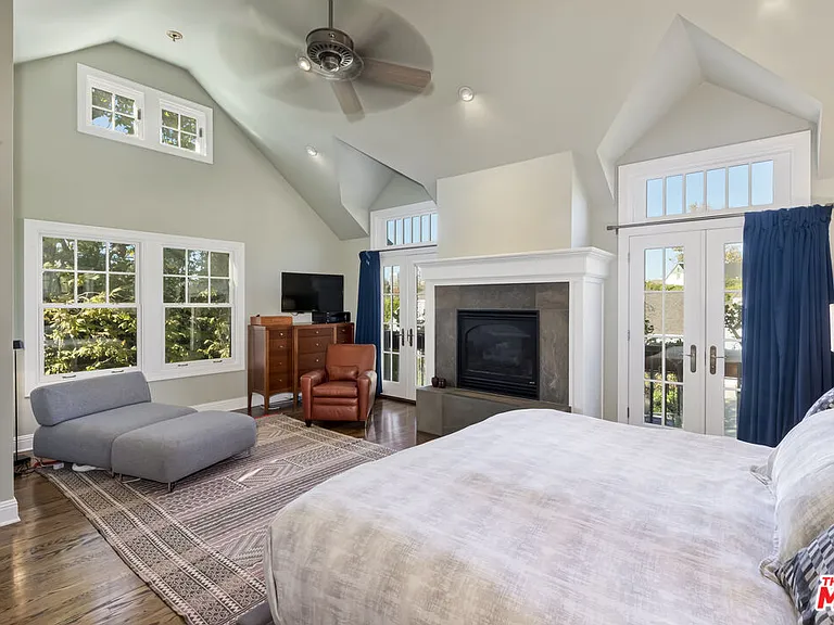 2855 Club Dr — Photo 27