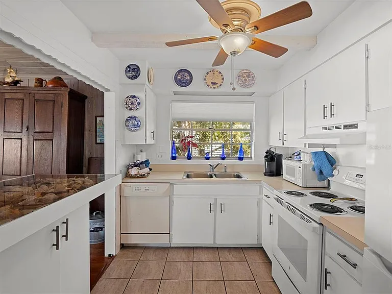2007 Gulfview Dr — Photo 13