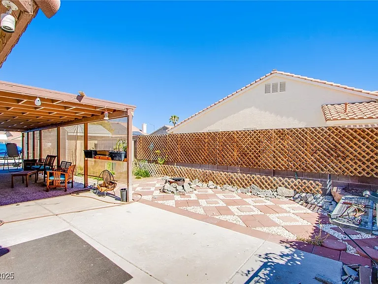 6420 Break Point Ave — Photo 18