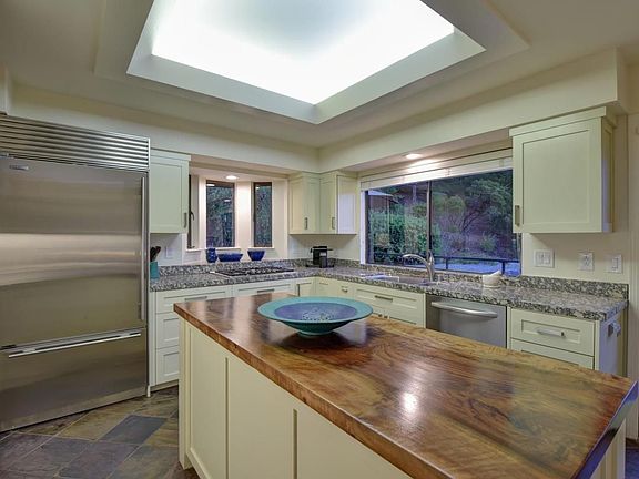 5th image of 21588 Sarahills Dr