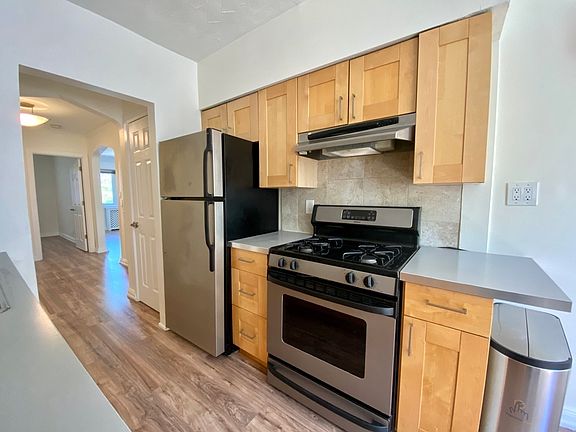 2nd image of 20-15 29th St #2