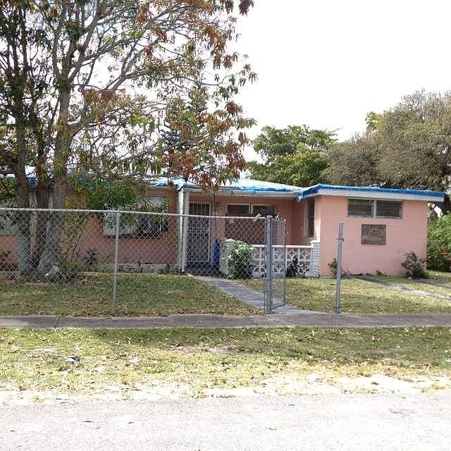1st image of 1190 NW 128th Ter