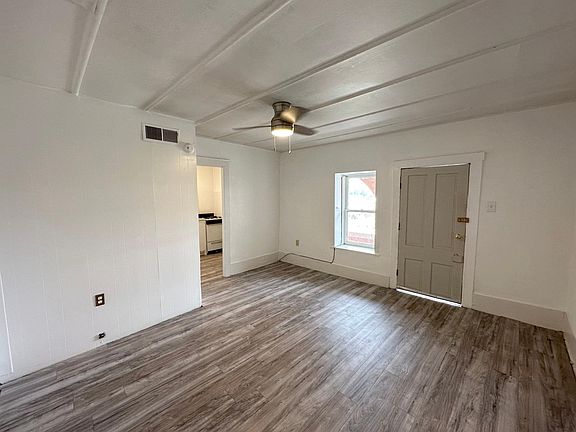 2nd image of 407 Tecolote St #2